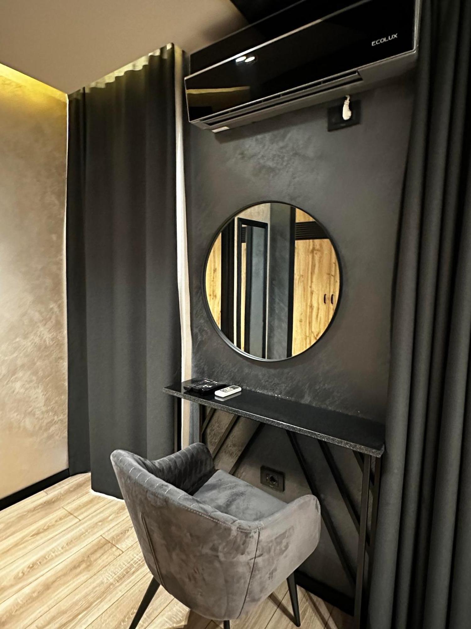 Zet Apartments - Bedroom & Bathroom Pristina Exterior foto